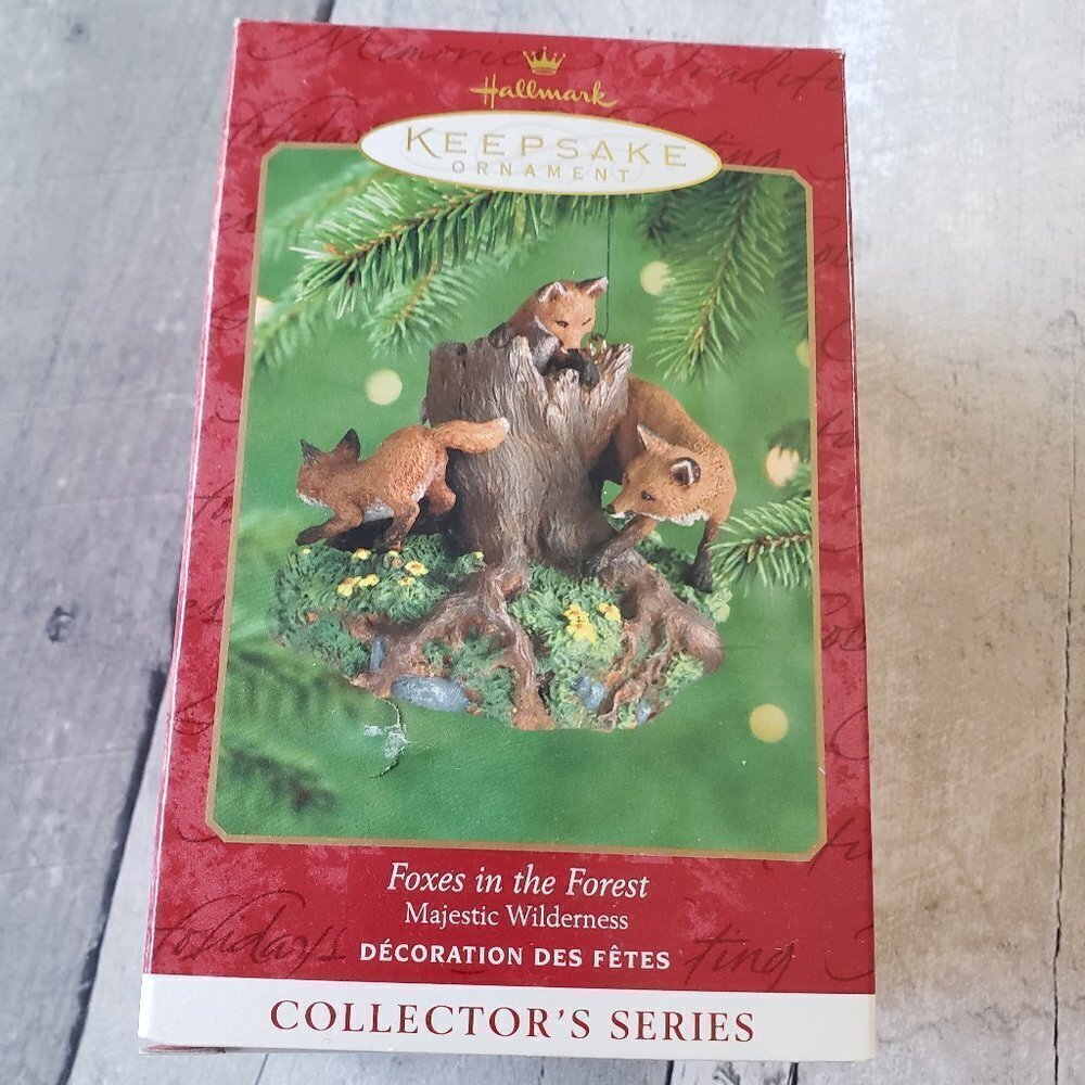Hallmark Ornament - 2000 Majestic Wilderness 4th in series Foxes in the Forest